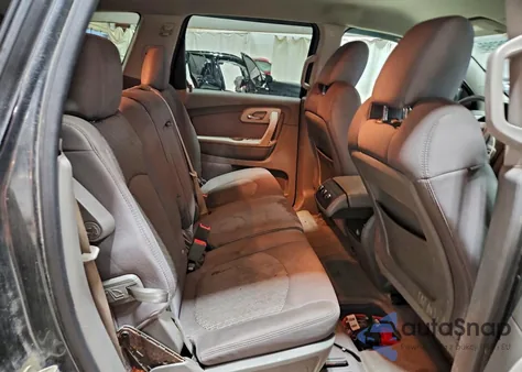 2010 Chevrolet Traverse Ls z USA, uszkodzony, nr VIN 1GNLVEED7AJ211450